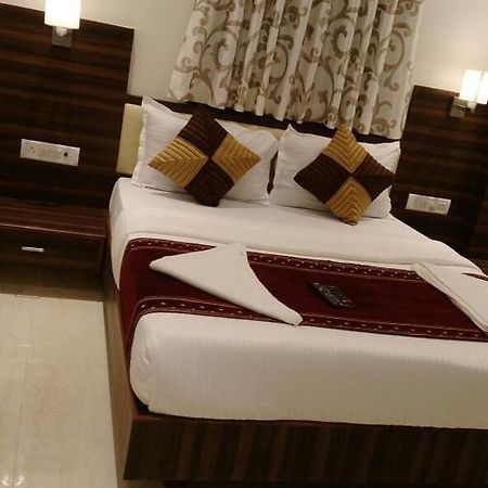 Hotel Golden City Bombaj Zewnętrze zdjęcie