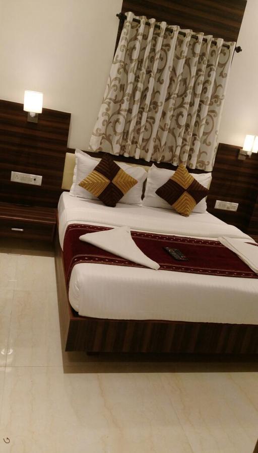 Hotel Golden City Bombaj Zewnętrze zdjęcie